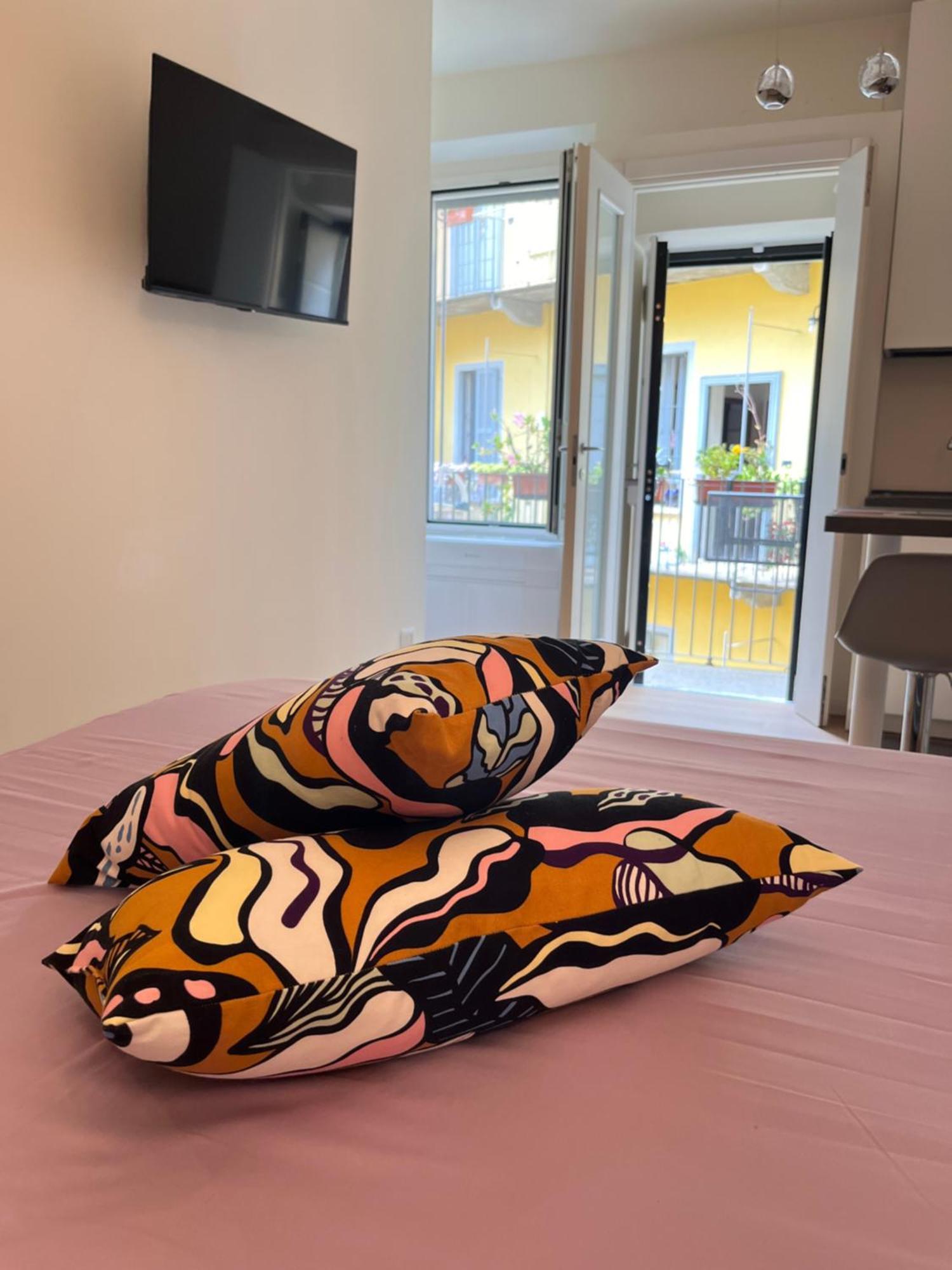La Vecchia Milano-Les Nubles Vannucci - Il Ballatoio E Il Cortile Bagian luar foto